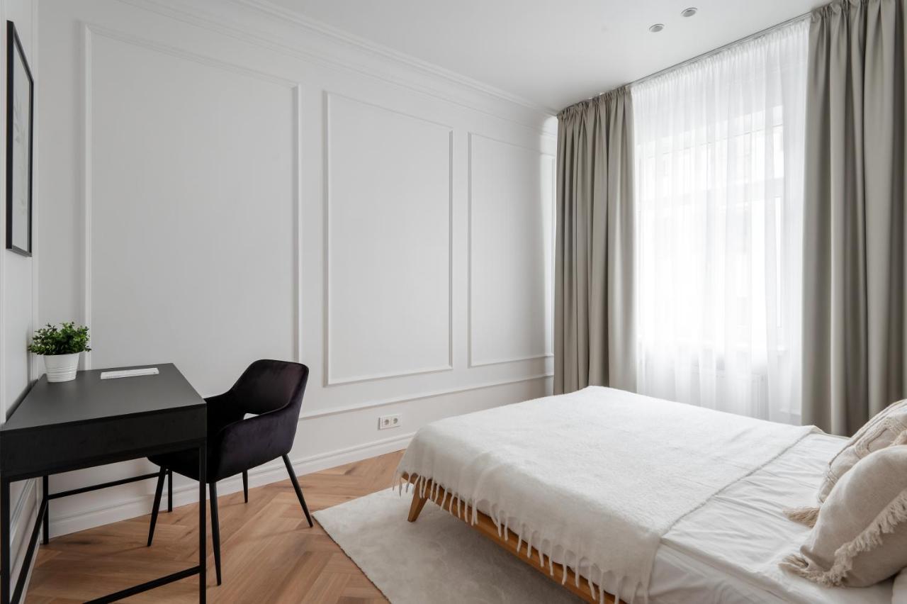 Cozy Apartment In The Quiet Center Of Riga Ngoại thất bức ảnh